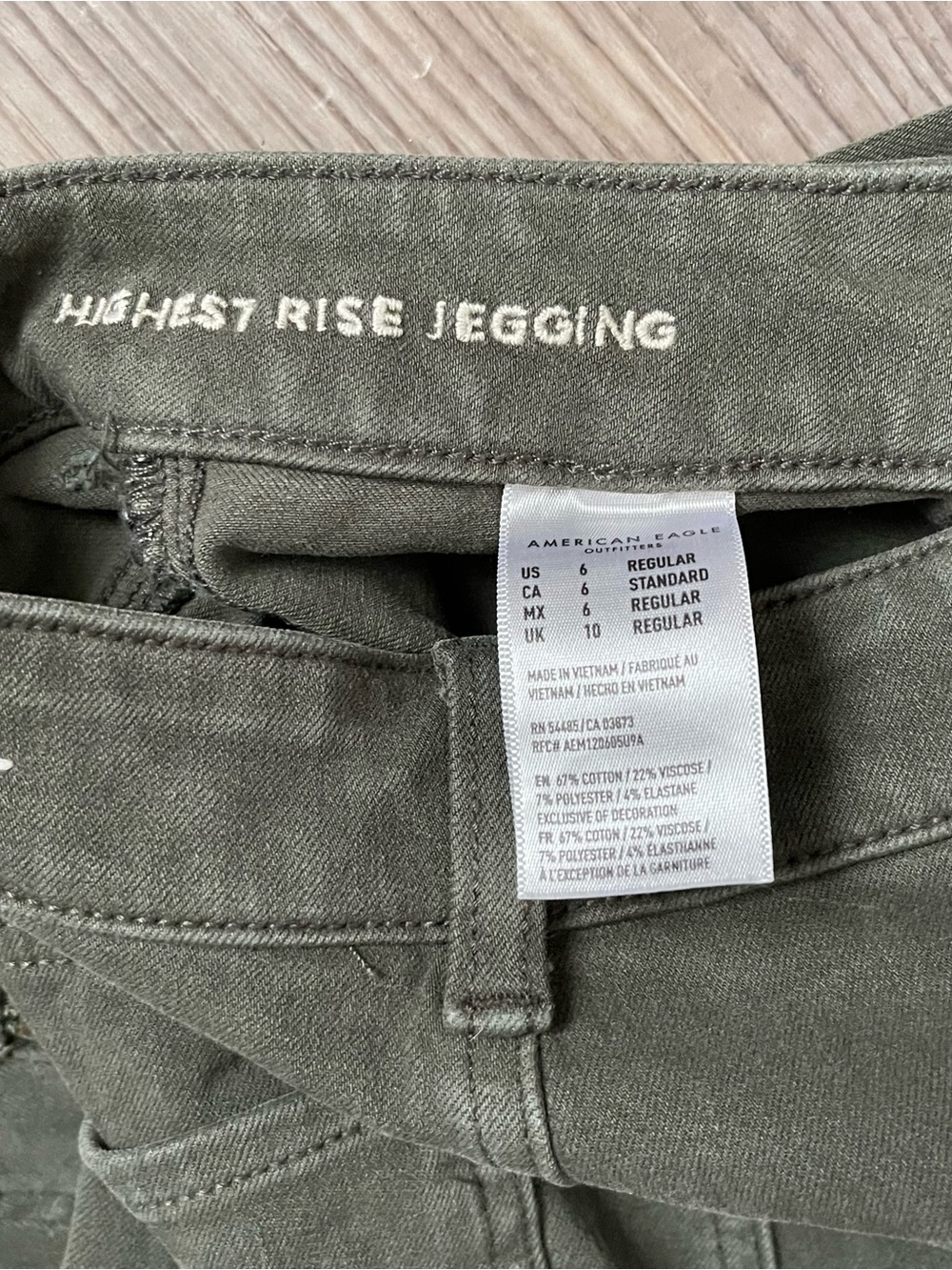 American Eagle Olive Green Cargo Jeggings High Rise Stretch Pants Size 6 - Picture 4 of 5